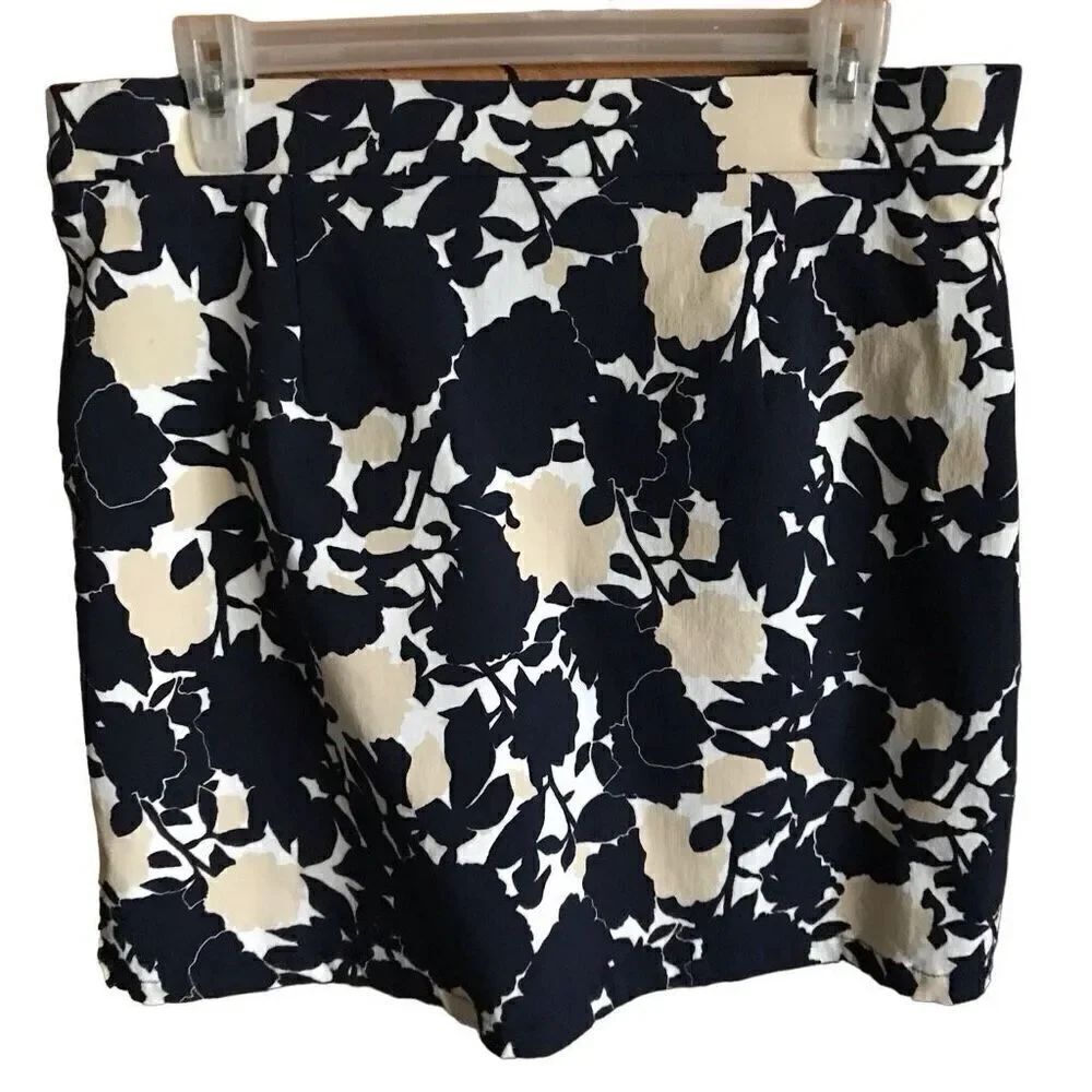 Rafaella blue floral skort skirt shorts SZ Large Casual travel